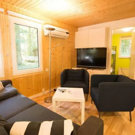Meiks Ostseehuetten Dranske Exterior photo
